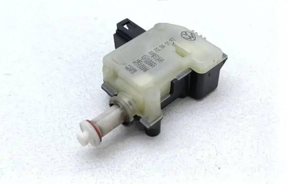 Volkswagen Phaeton Central locking motor 3B095972