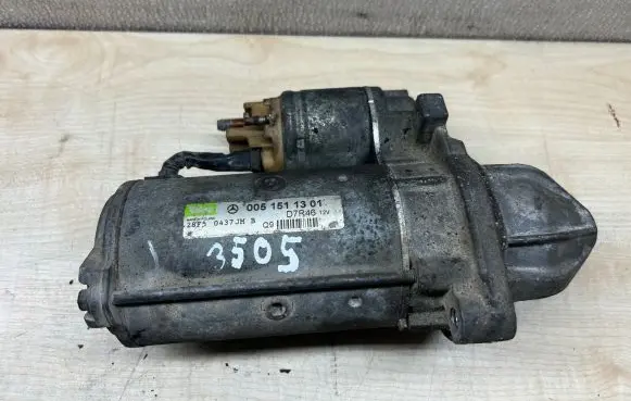 Mercedes-Benz E W211 Starter motor A0051511301