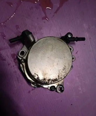 Ford Galaxy Vacuum pump 9674192280