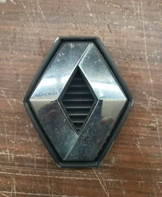 Renault Laguna II Manufacturer badge logo/emblem 8200397156