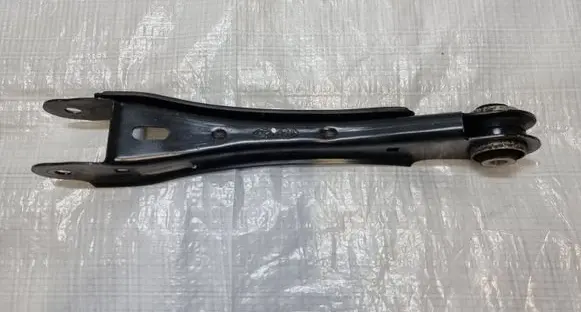 KIA Stinger Rear control arm