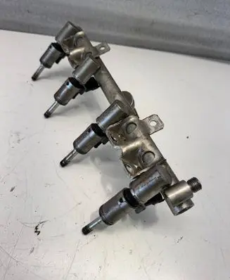 BMW 1 F20 F21 Fuel injectors set 102029 7592426 V7592426