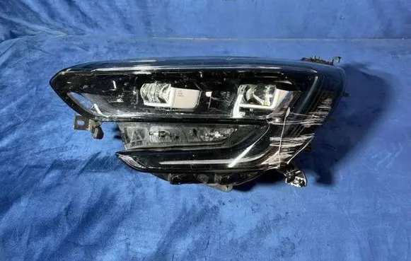 Renault Megane IV Headlight/headlamp