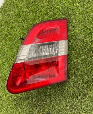 Mercedes-Benz B W245 Tailgate rear/tail lights A1698201664