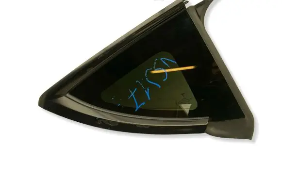 Tesla Model Y Rear vent window glass E008686