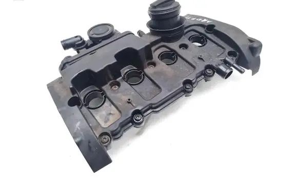 Volkswagen Golf V Rocker cam cover 06F129101R