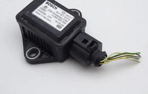 Audi A4 S4 B6 8E 8H ESP acceleration yaw rate sensor 8E0907637A 0265005245