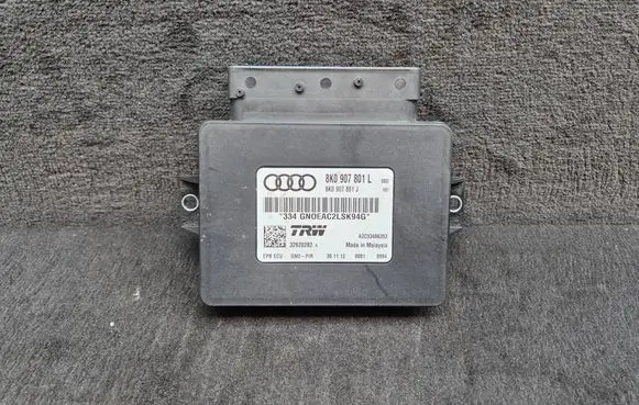 Audi A4 S4 B8 8K Hand brake control module 8K0907801L 8K0907801J