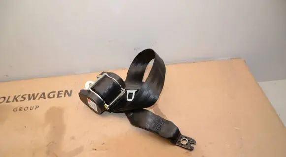 Audi A3 S3 8V Rear seatbelt 8V3857805 9329