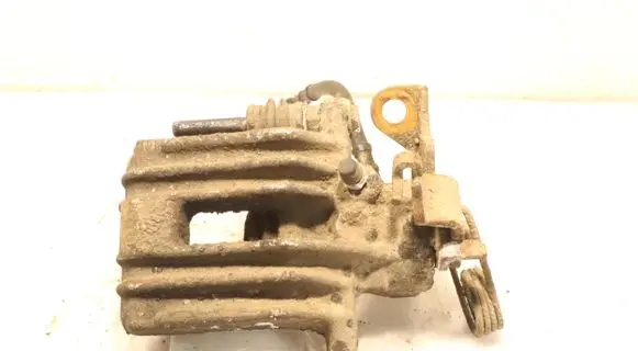 Volkswagen PASSAT B5.5 Rear brake caliper