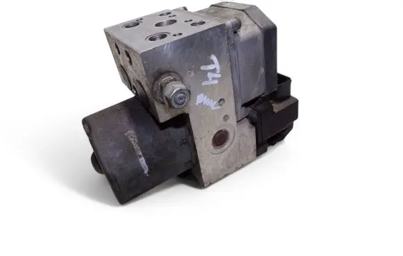 Volkswagen Transporter - Caravelle T4 ABS Pump 0273004211 7D0614111B 0265220432