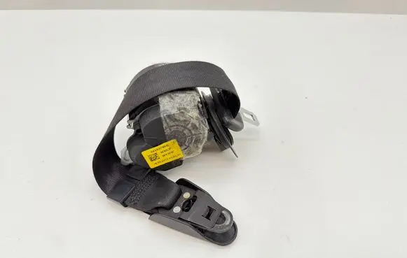 Audi Q7 4M Third row seat belt 4M0857812A