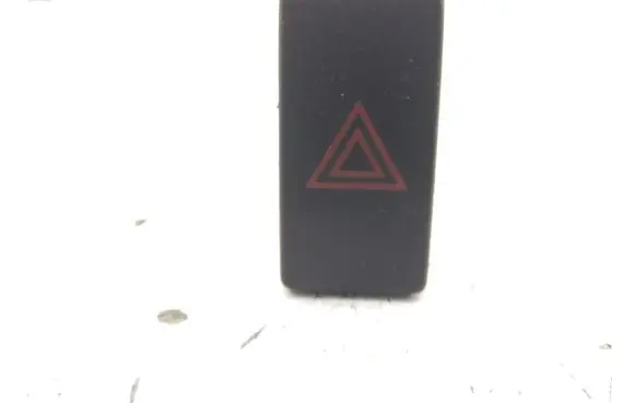 Toyota Avensis T270 Hazard light switch