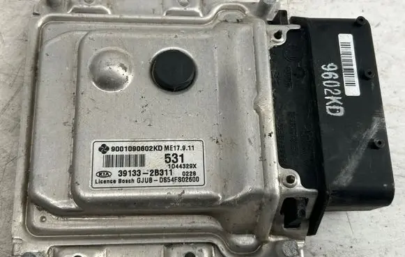 KIA Rio Engine control unit/module 391332B311 9001090602KD DS54FS02600