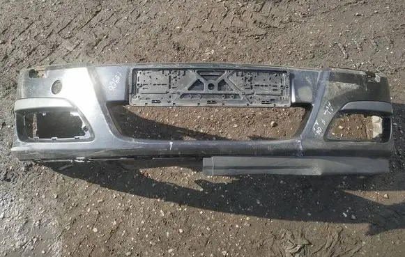 Opel Astra H Front bumper JUODAS