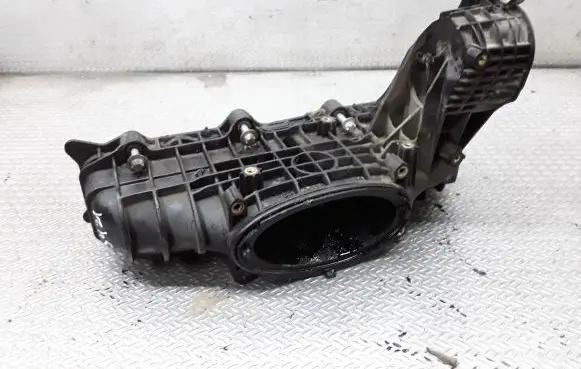 Mercedes-Benz Sprinter W906 Intake manifold A65109030