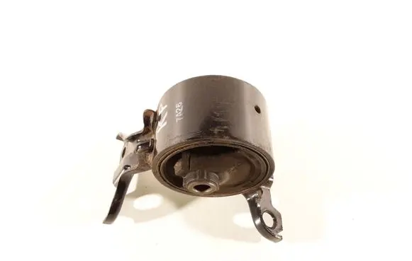 Mitsubishi Outlander Gearbox mount MN184356