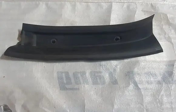 Mercedes-Benz GL X166 Centre console side trim rear A1666900464