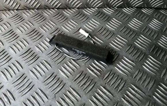 Tesla Model S Keyless system antenna X12069001R1