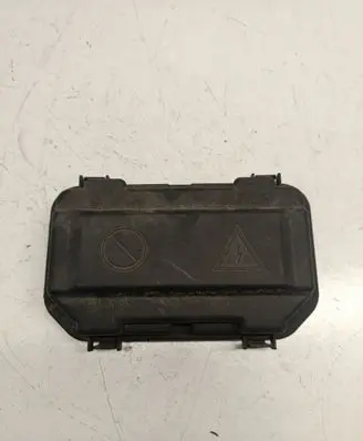 BMW 3 F30 F35 F31 Fuse box cover 9224872