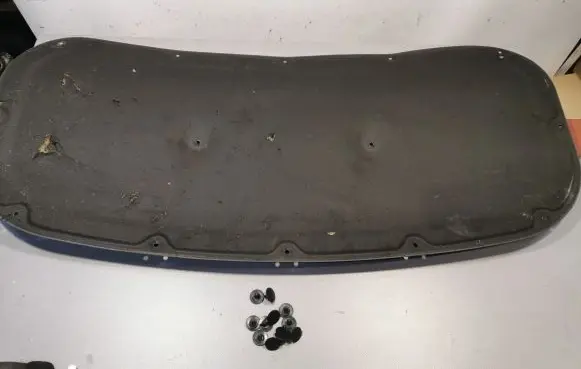 Hyundai i30 Engine bonnet/hood sound/heat insulation 