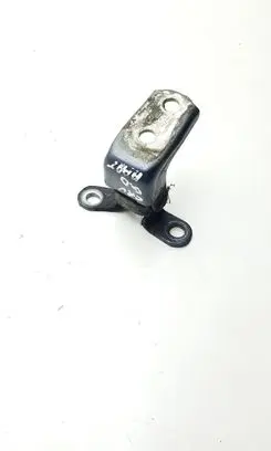 Honda CR-V Rear door lower hinge