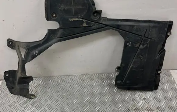 BMW 2 F46 Fuel tank bottom protection 7290808 11252010