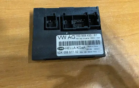 Volkswagen PASSAT B4 Comfort/convenience module 1K0959433BT 5DK00897702