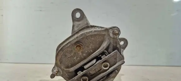 Audi A4 S4 B8 8K Gearbox mounting bracket 8k0399115r
