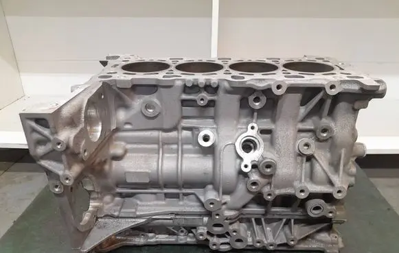 Opel Astra K Engine block X0LMTV 55569916GC 55569916