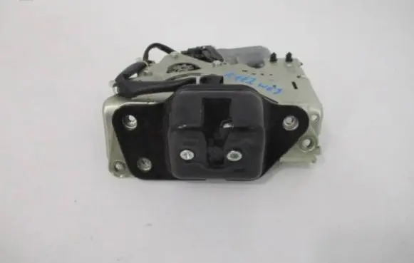 Jeep Grand Cherokee Tailgate exterior lock 