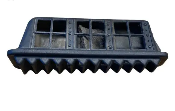 Citroen Berlingo Quarter panel pressure vent 9621530480
