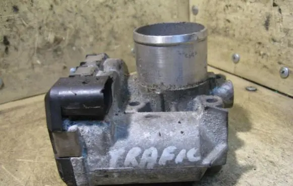 Renault Laguna I Throttle valve 0281002681H8200330812 BOSCH02810026818200330810F