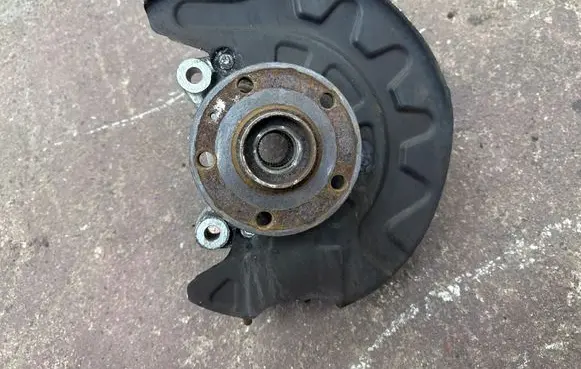 Audi A3 S3 8V Front wheel hub 5Q0407257A
