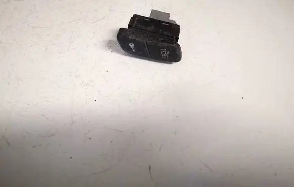 Volkswagen Polo IV 9N3 Central locking switch button 6q1962125