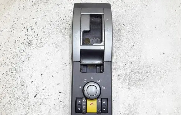 Land Rover Range Rover Sport L320 Other switches/knobs/shifts L320RHDGR