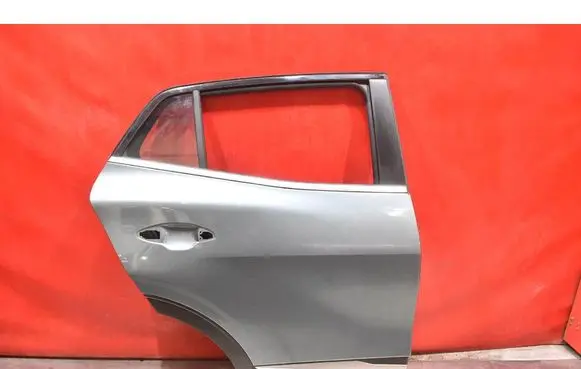 KIA Sportage Rear door 