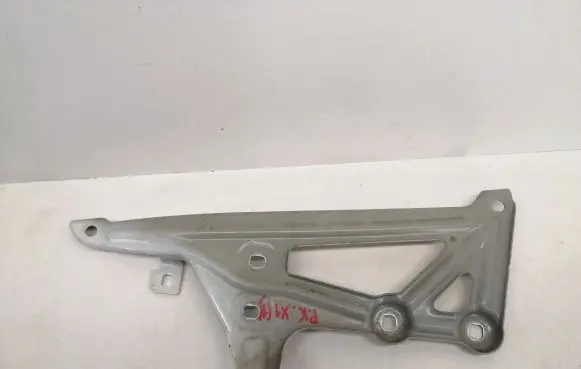 BMW X1 F48 F49 Fender mounting bracket 7329447