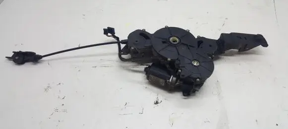 Peugeot 807 Sliding door motor assembly 16835852