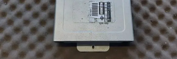 Nissan Almera Engine control unit/module 237101N000 MECN207