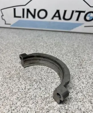 BMW 5 E39 Camshaft holder 2247058