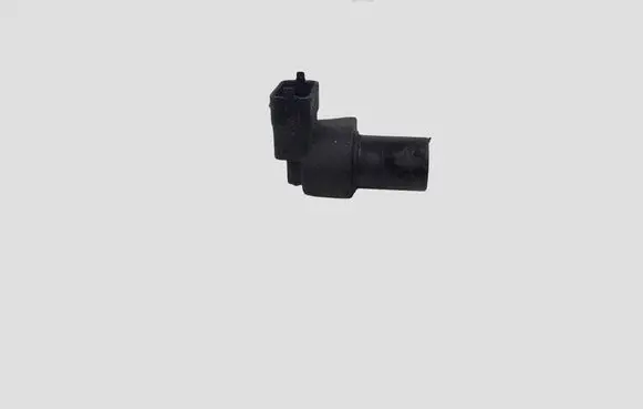 KIA Carens II Camshaft position sensor 3930027000