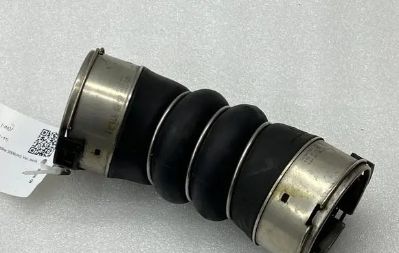 BMW 4 F36 Gran coupe Intercooler hose/pipe 8513450