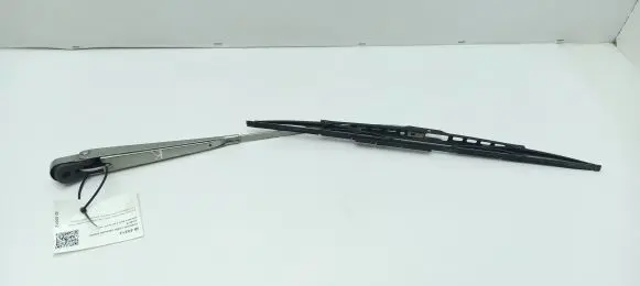Mercedes-Benz S W116 Front wiper blade arm