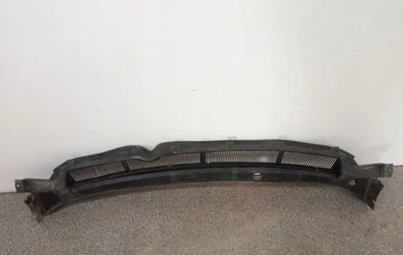 Ford Transit Courier Wiper trim