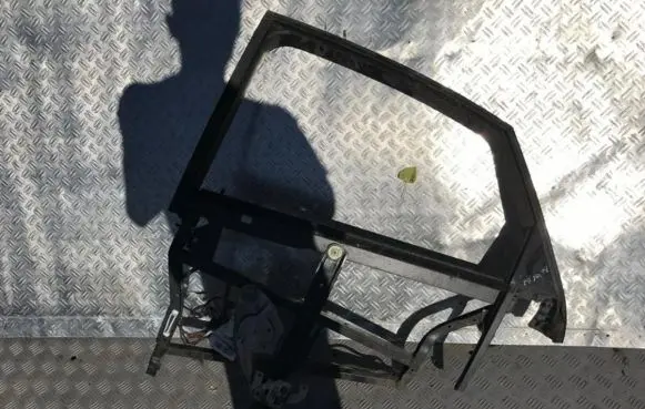 Audi A6 S6 C5 4B Rear door window/glass frame 