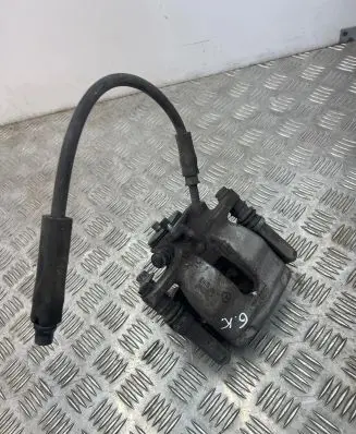 Infiniti Q30 Rear brake caliper
