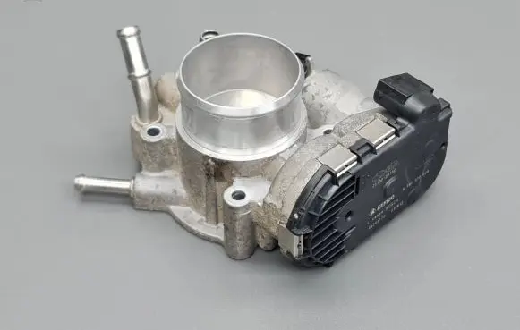 Hyundai i30 Throttle valve 9590930008 351002B150