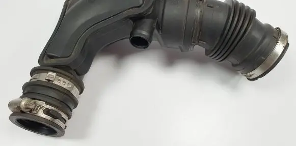 Ford Fiesta Air intake duct part