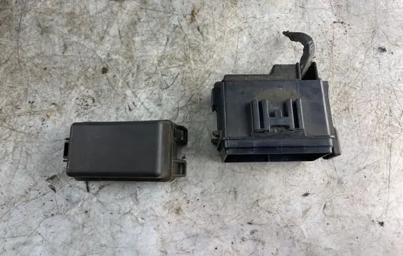 Glow plug pre-heat relay